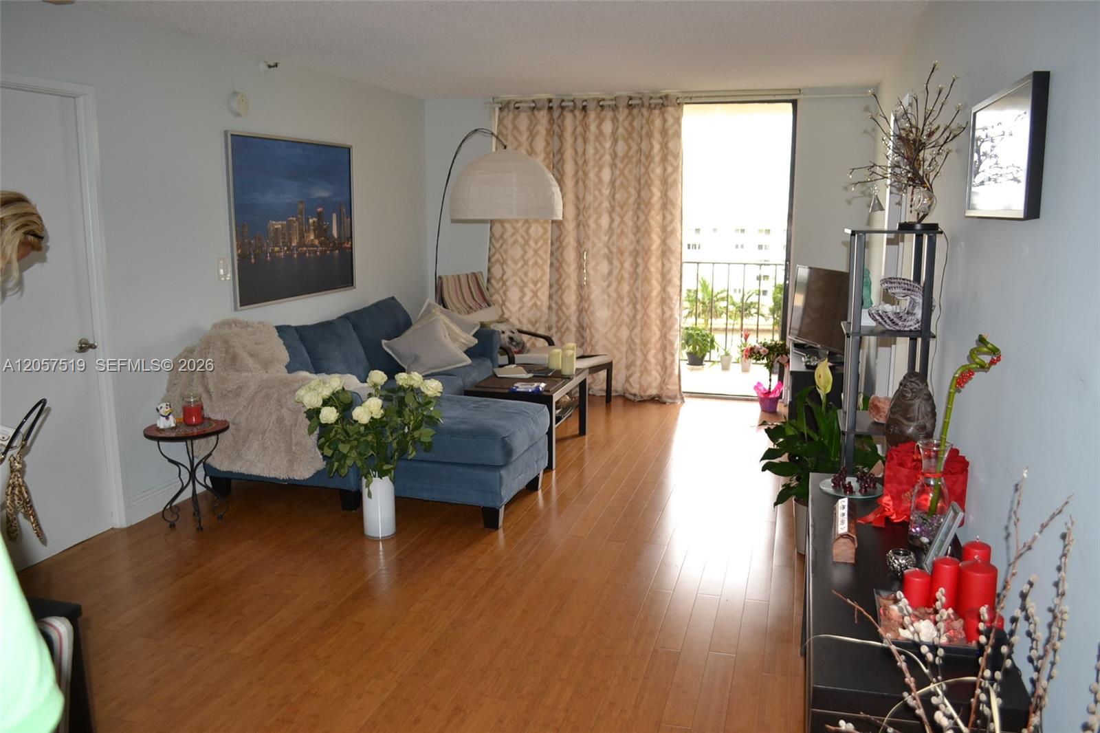 A12057519 Property Photo 1