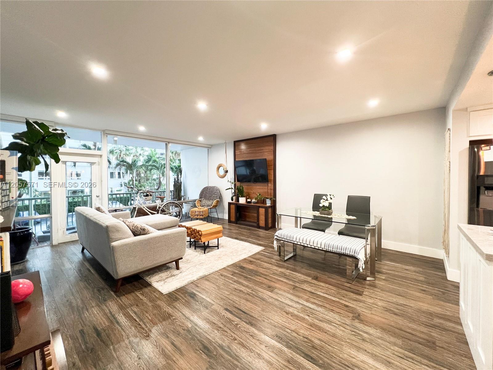 1408 Brickell Bay Drive 212 Property Photo 5