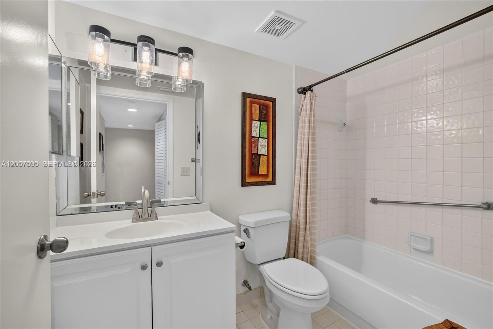 7449 N Devon Drive 207 Property Photo 20