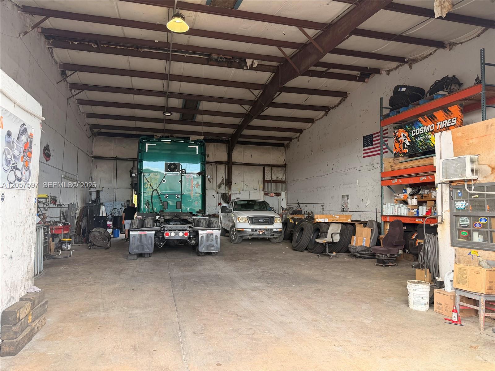 22770 S Dixie Highway Property Photo 4