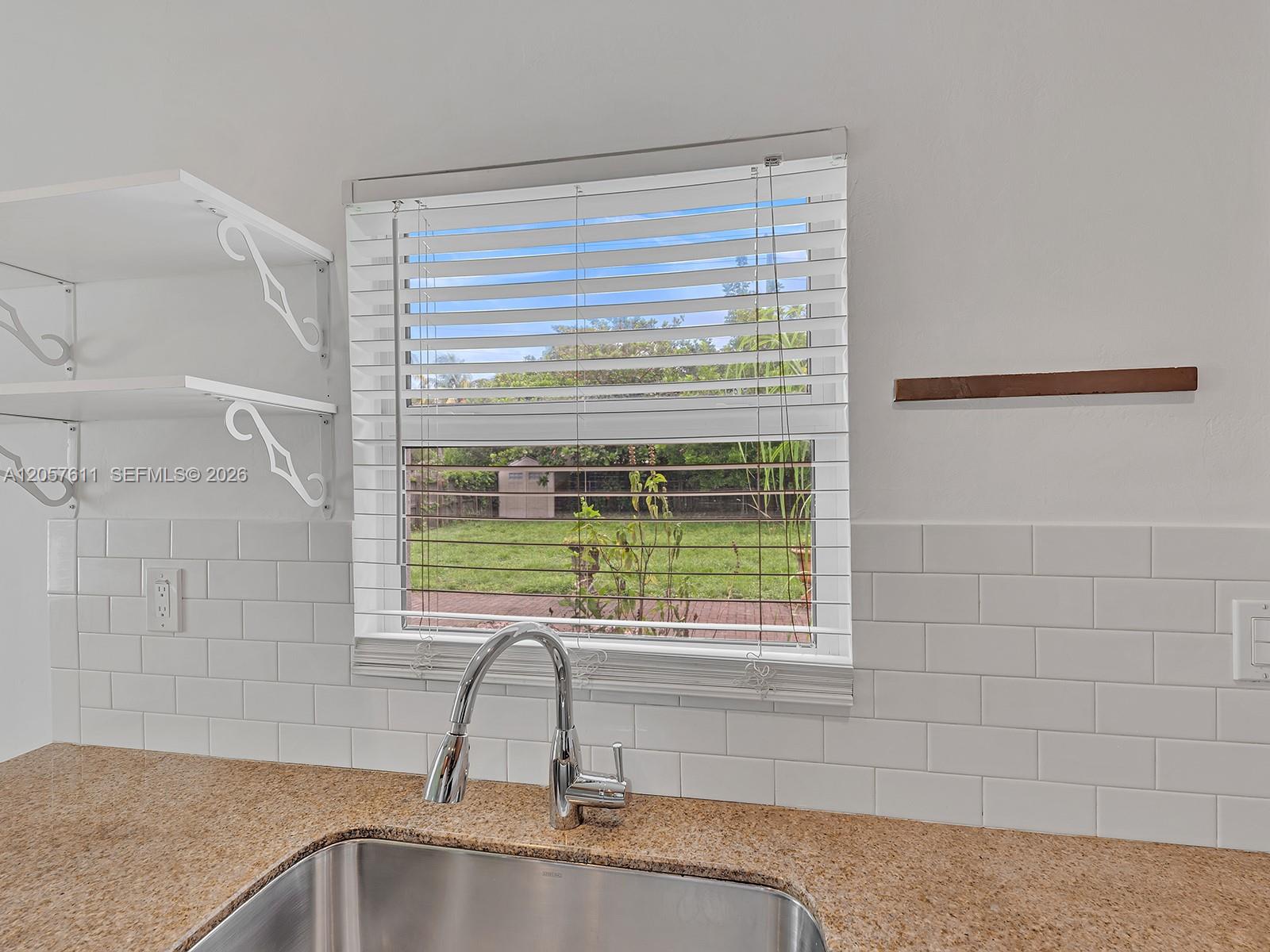 1636 Ne 15th Avenue Property Photo 18