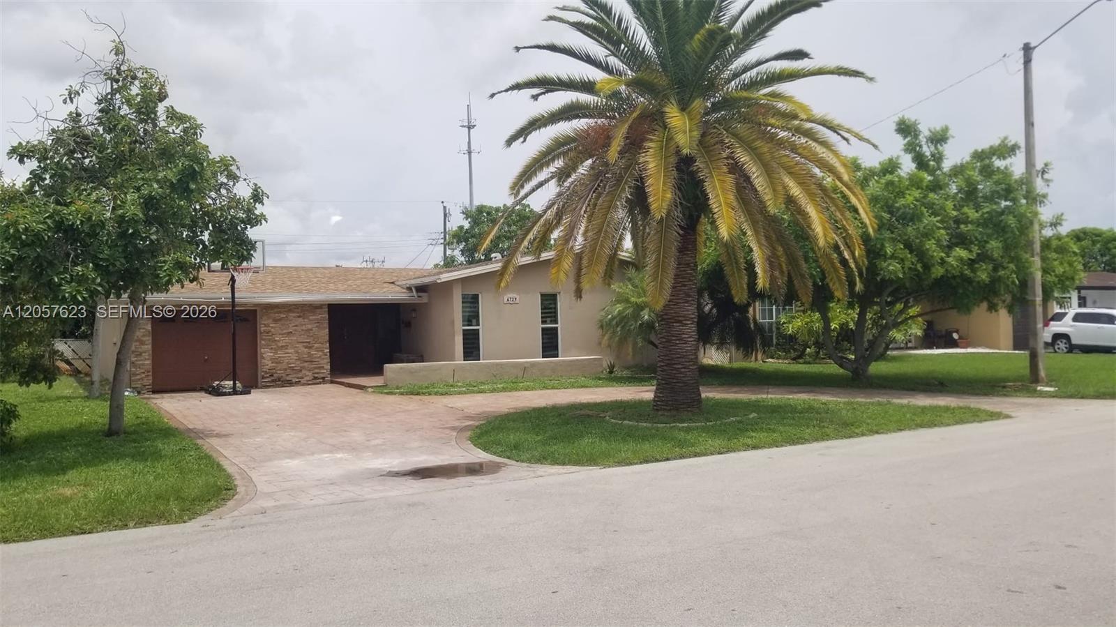 6729 Arbor Drive Property Photo 1