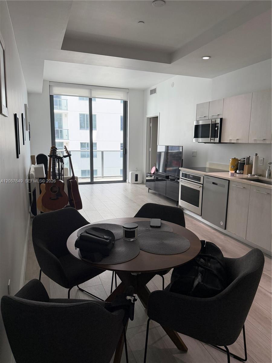 55 Sw 9th Street 4209 Property Photo 14