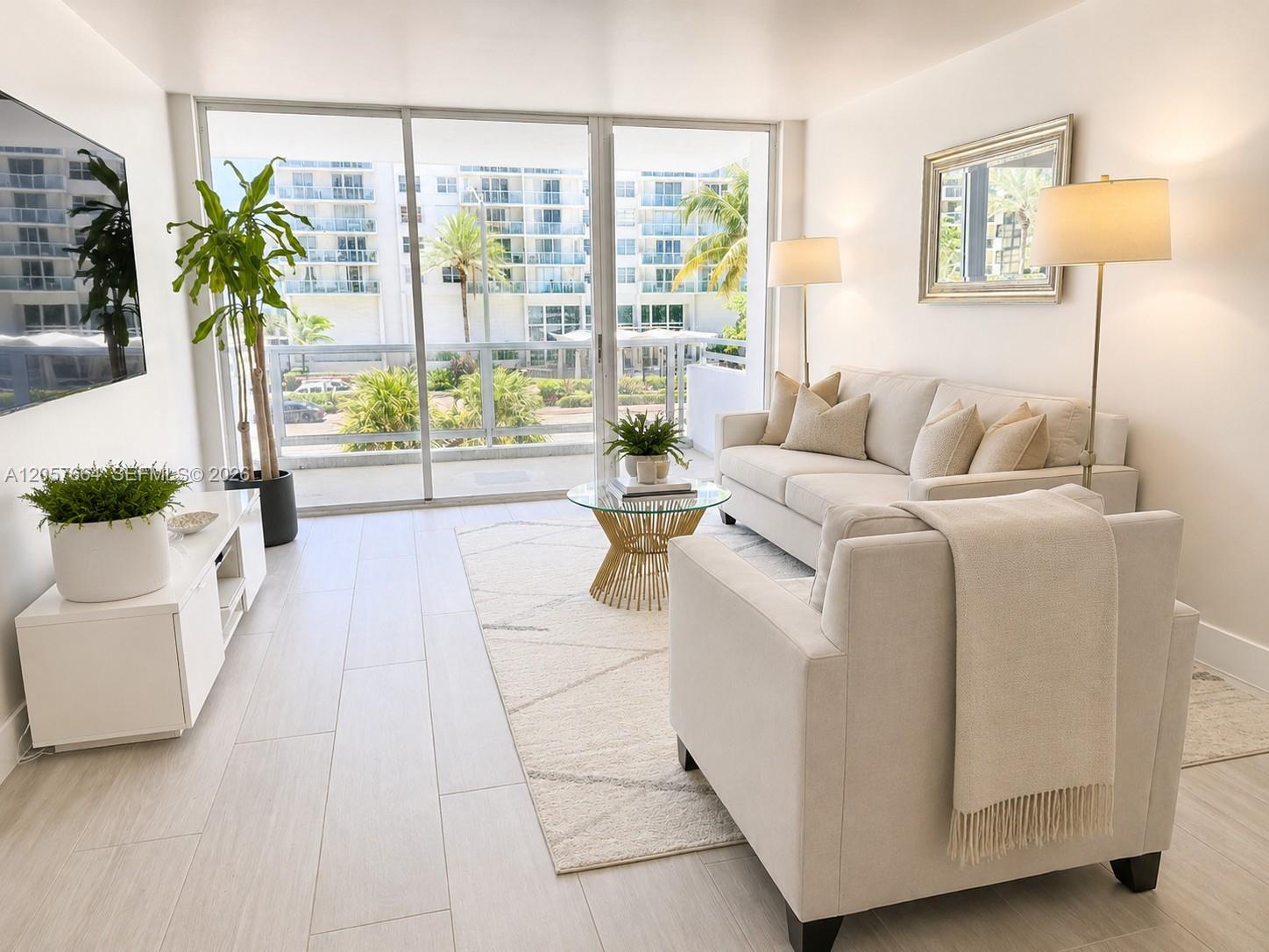 5700 Collins Avenue 3c Property Photo 2