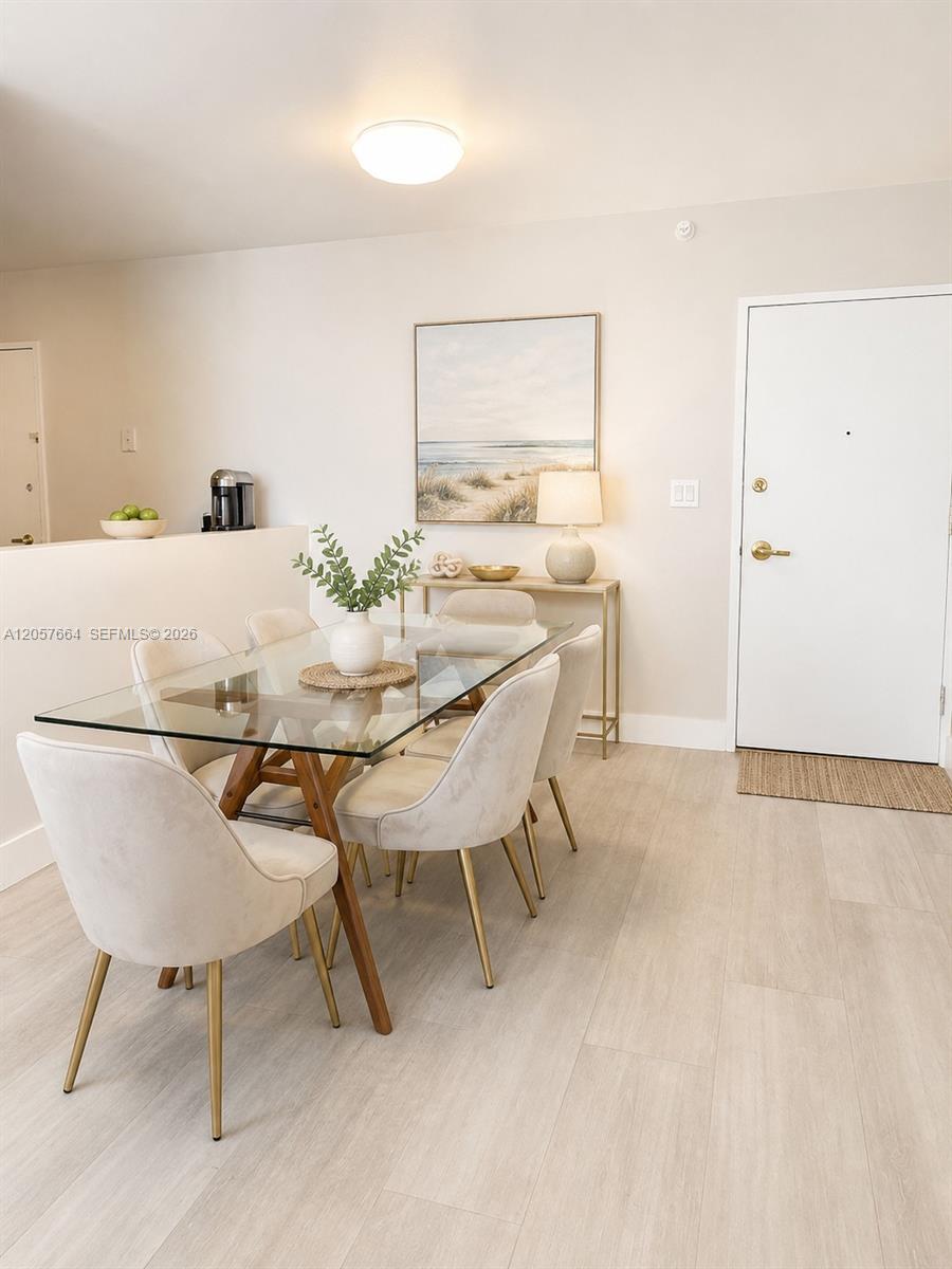 5700 Collins Avenue 3c Property Photo 3