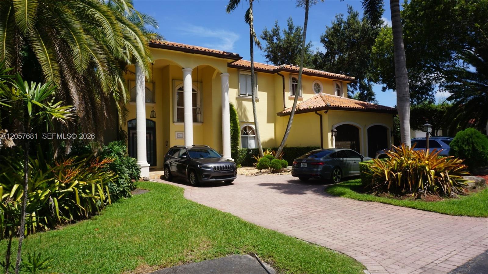 7333 Sw 122nd Place Property Photo 2