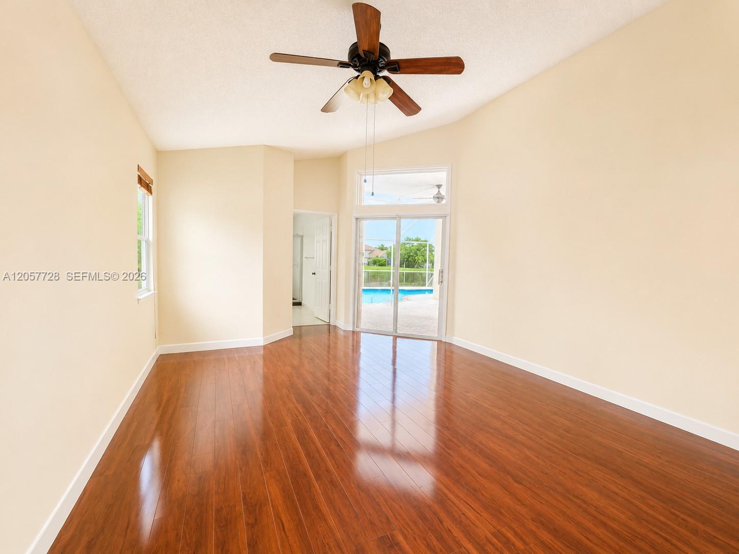 1041 Cedar Falls Drive Property Photo 14