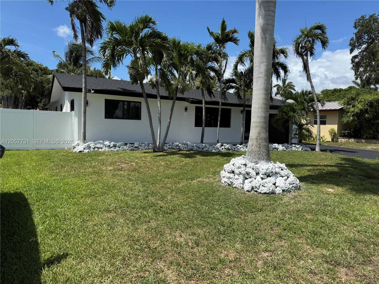 1370 Sw 32nd Street Property Photo 2