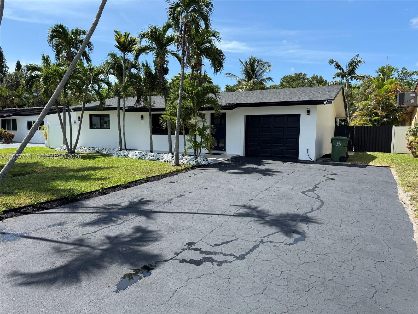 1370 Sw 32nd Street Property Photo 3