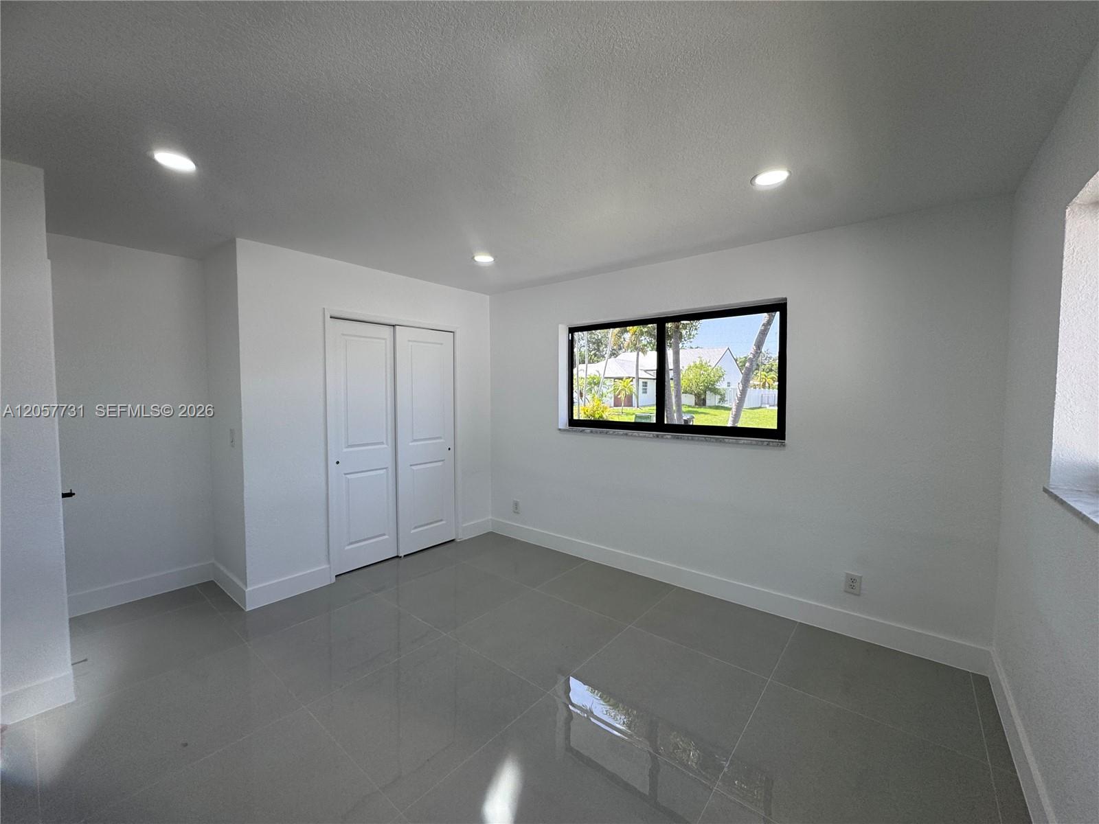 1370 Sw 32nd Street Property Photo 10