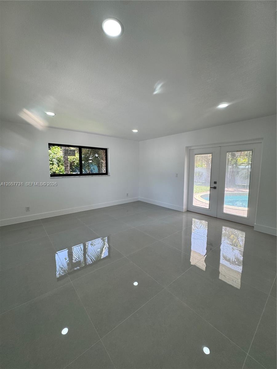 1370 Sw 32nd Street Property Photo 19