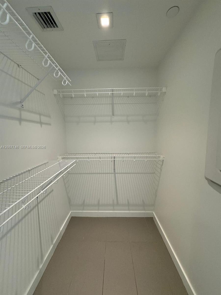 1600 Ne 1st Avenue 2611 Property Photo 11