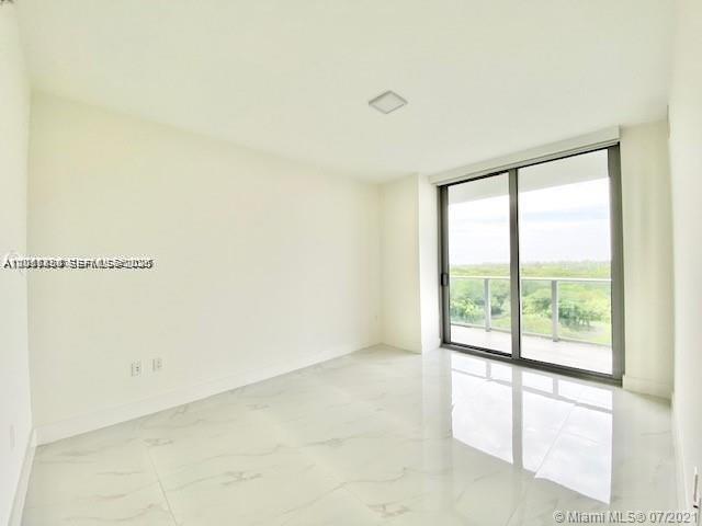 16385 Biscayne Boulevard 702 Property Photo 21