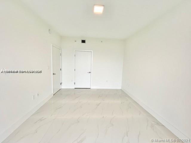 16385 Biscayne Boulevard 702 Property Photo 22