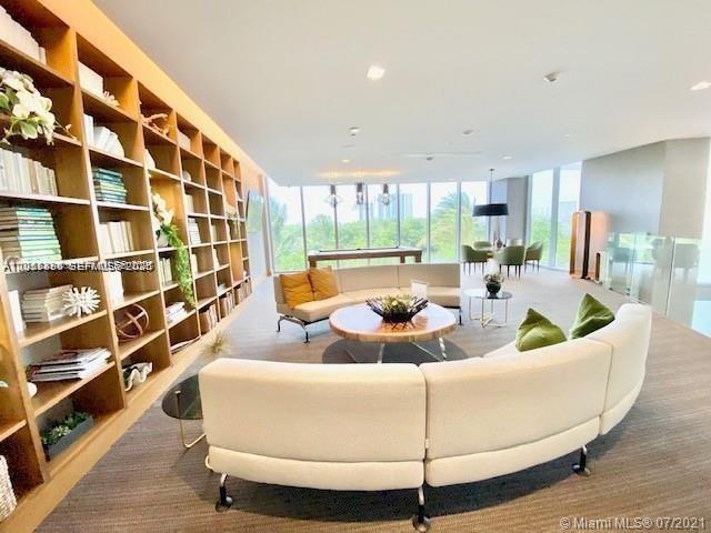 16385 Biscayne Boulevard 702 Property Photo 29