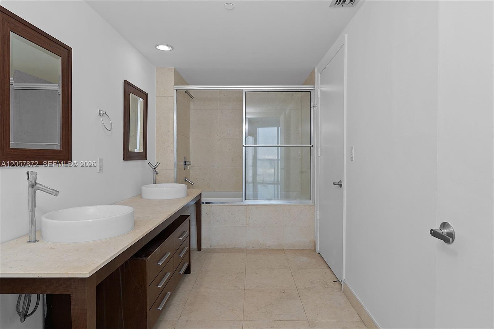 495 Brickell Avenue 5007 Property Photo 27