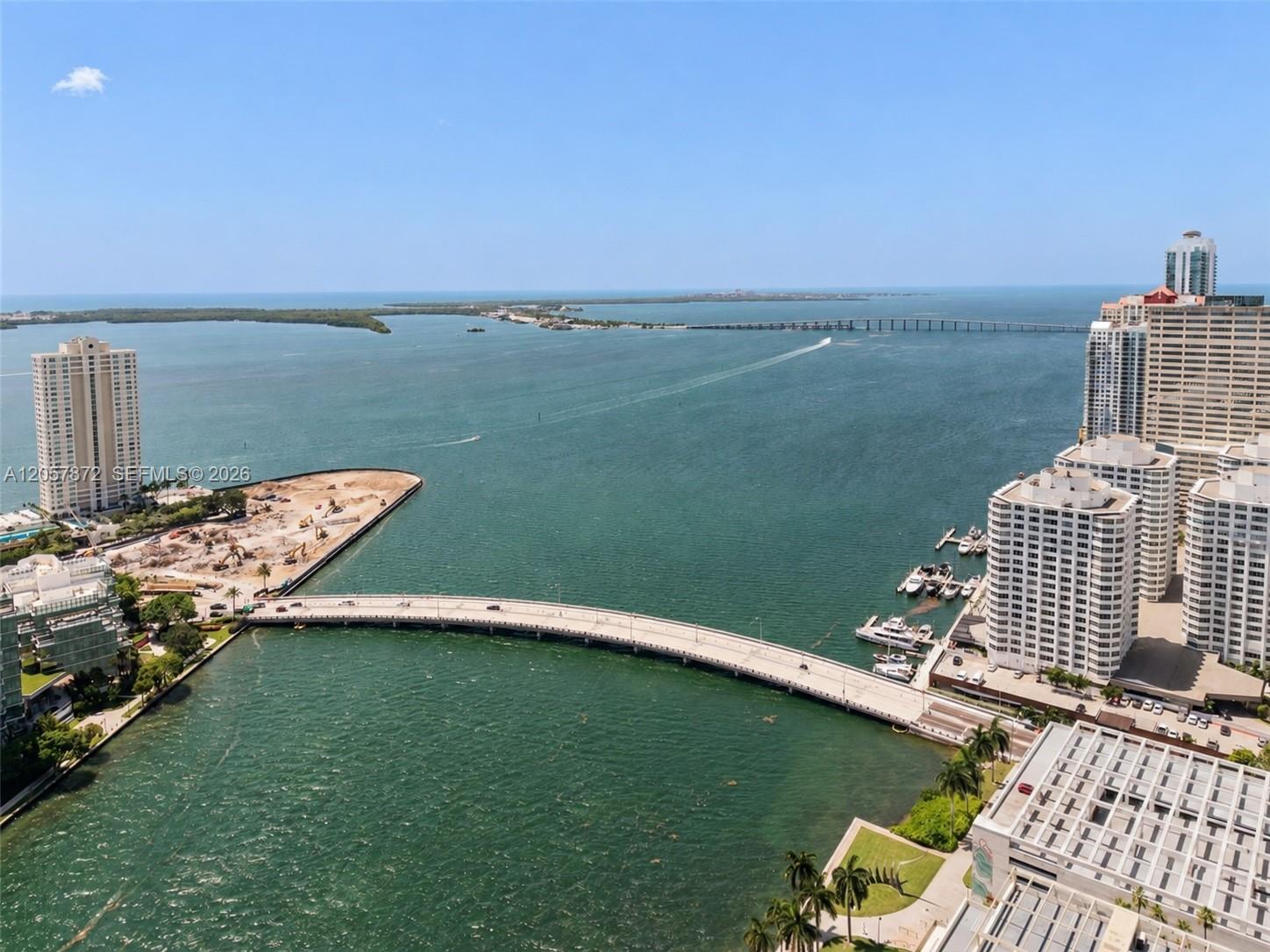 495 Brickell Avenue 5007 Property Photo 38