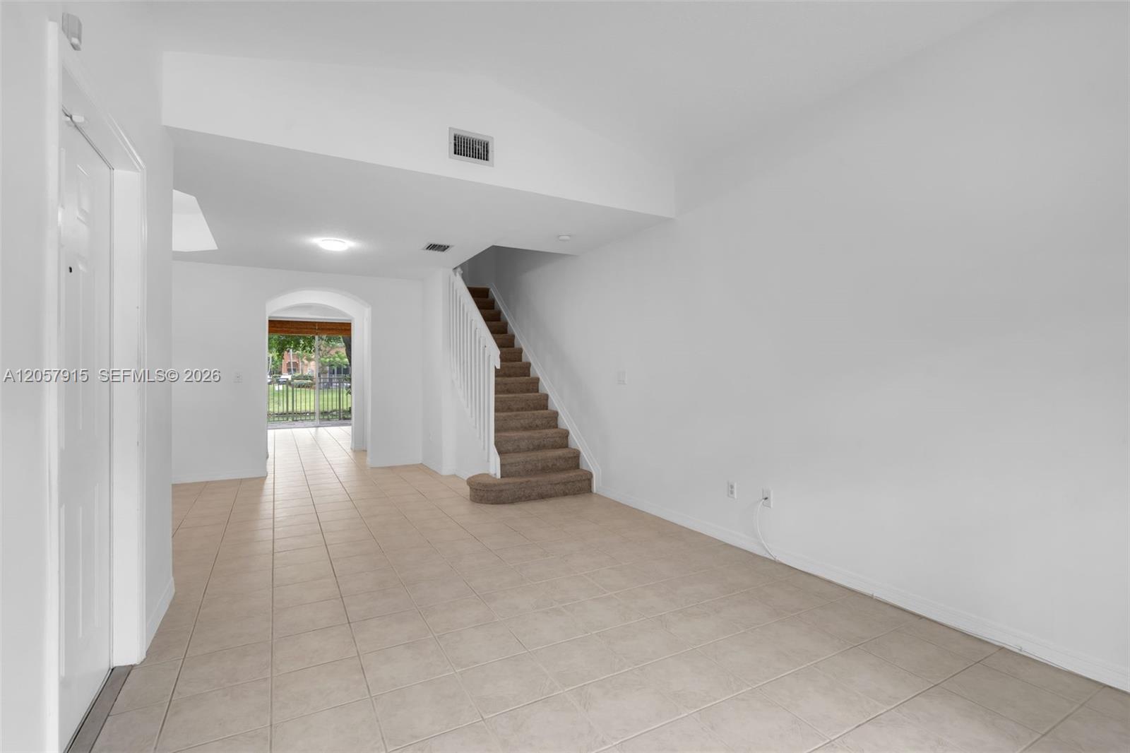 4956 Leeward Lane 3804 Property Photo 3