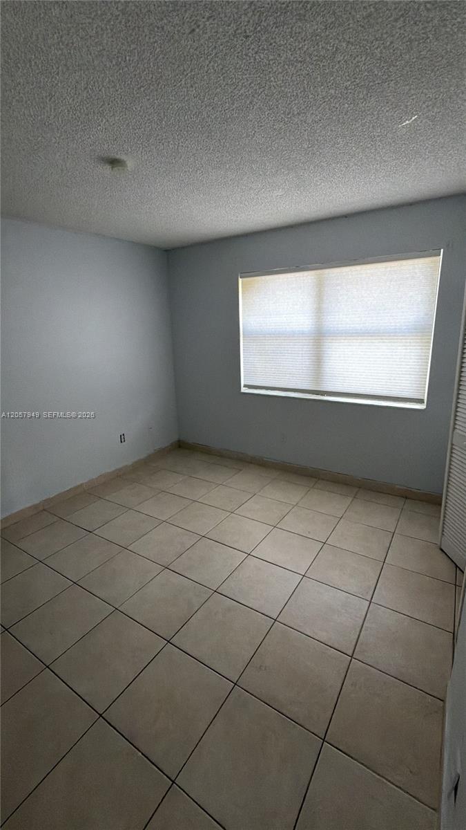 A12057949 Property Photo 1