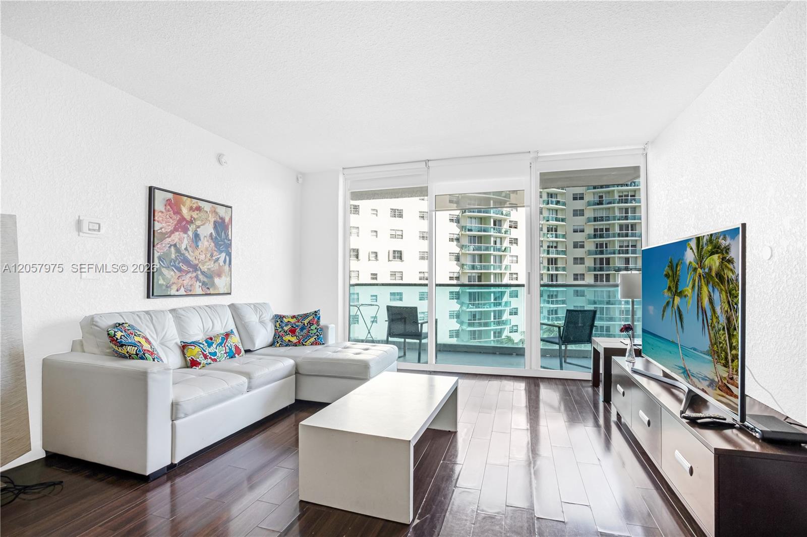 4001 S Ocean Drive 7p Property Photo 4