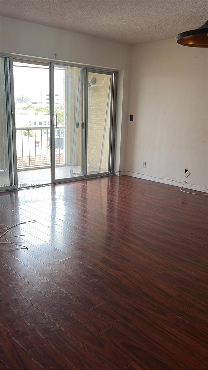 505 Spencer Drive 315 Property Photo 5