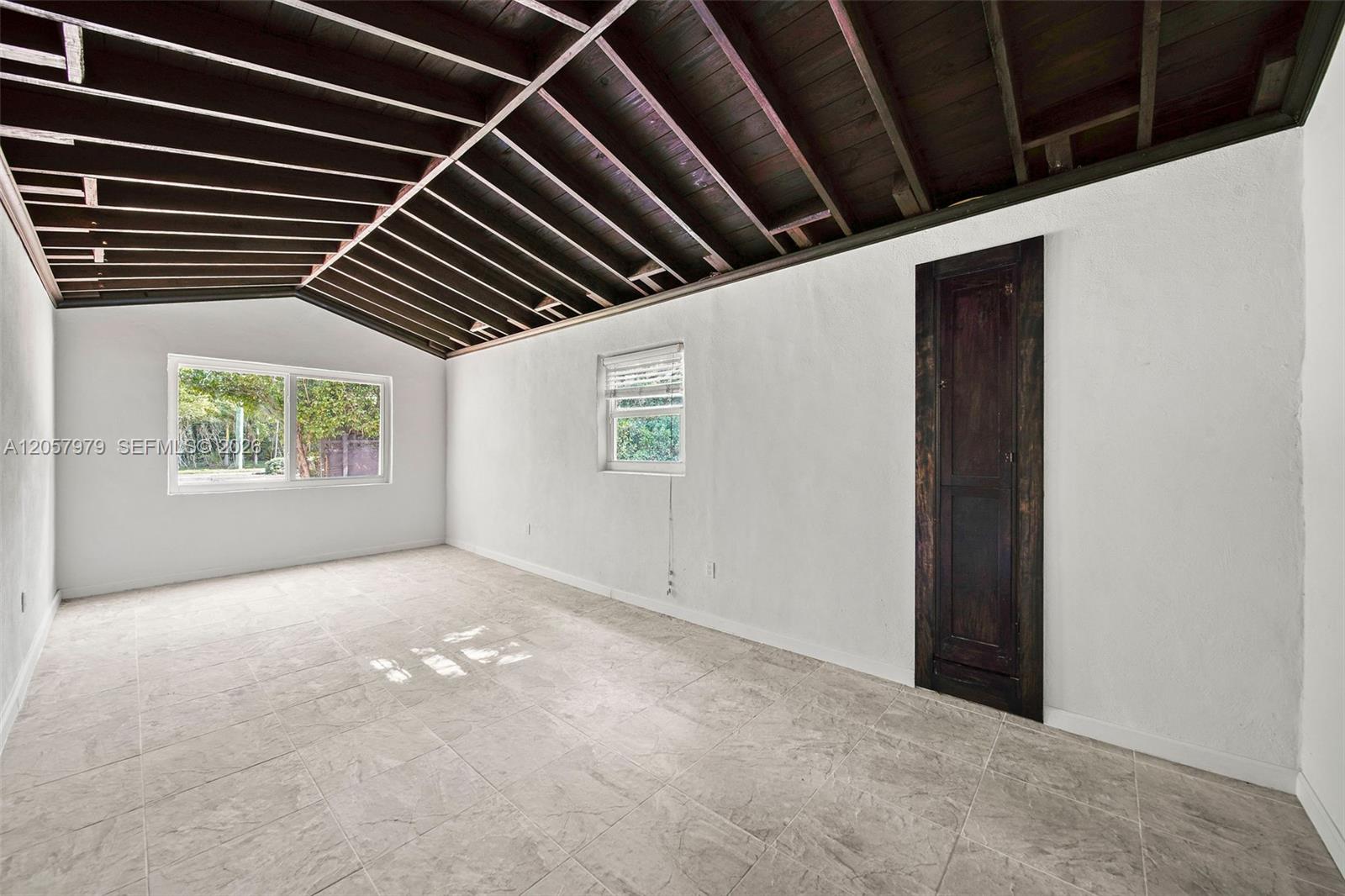 5842 Alton Road Property Photo 14