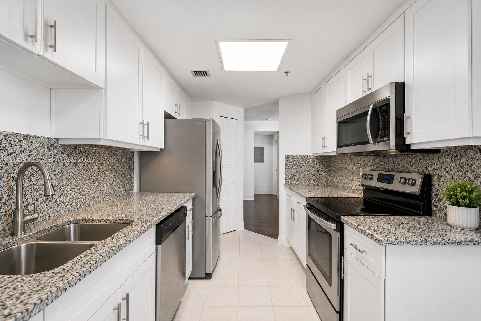 701 Brickell Key Boulevard 604 Property Photo 6