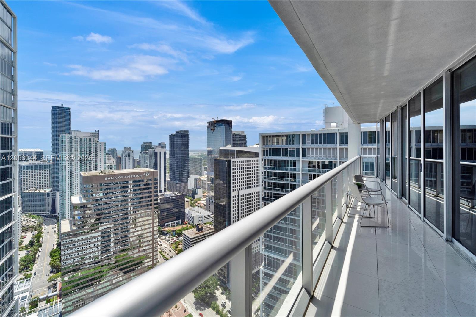 475 Brickell Avenue 5013 Property Photo 6