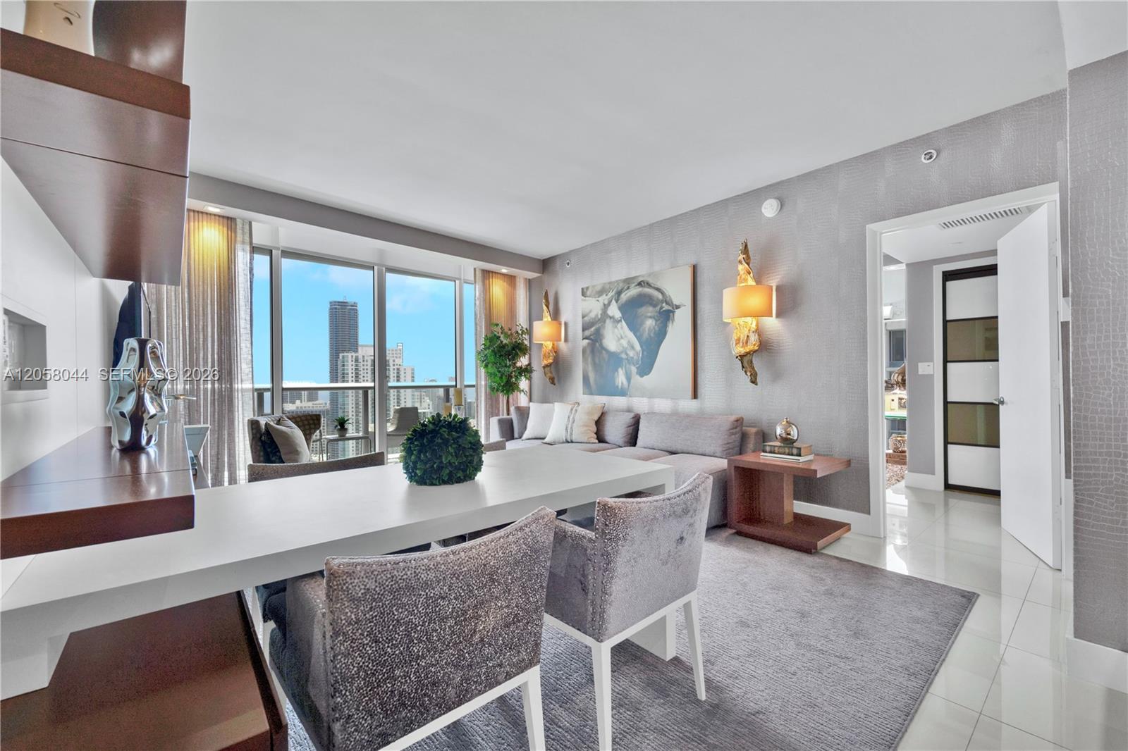 475 Brickell Avenue 5013 Property Photo 7