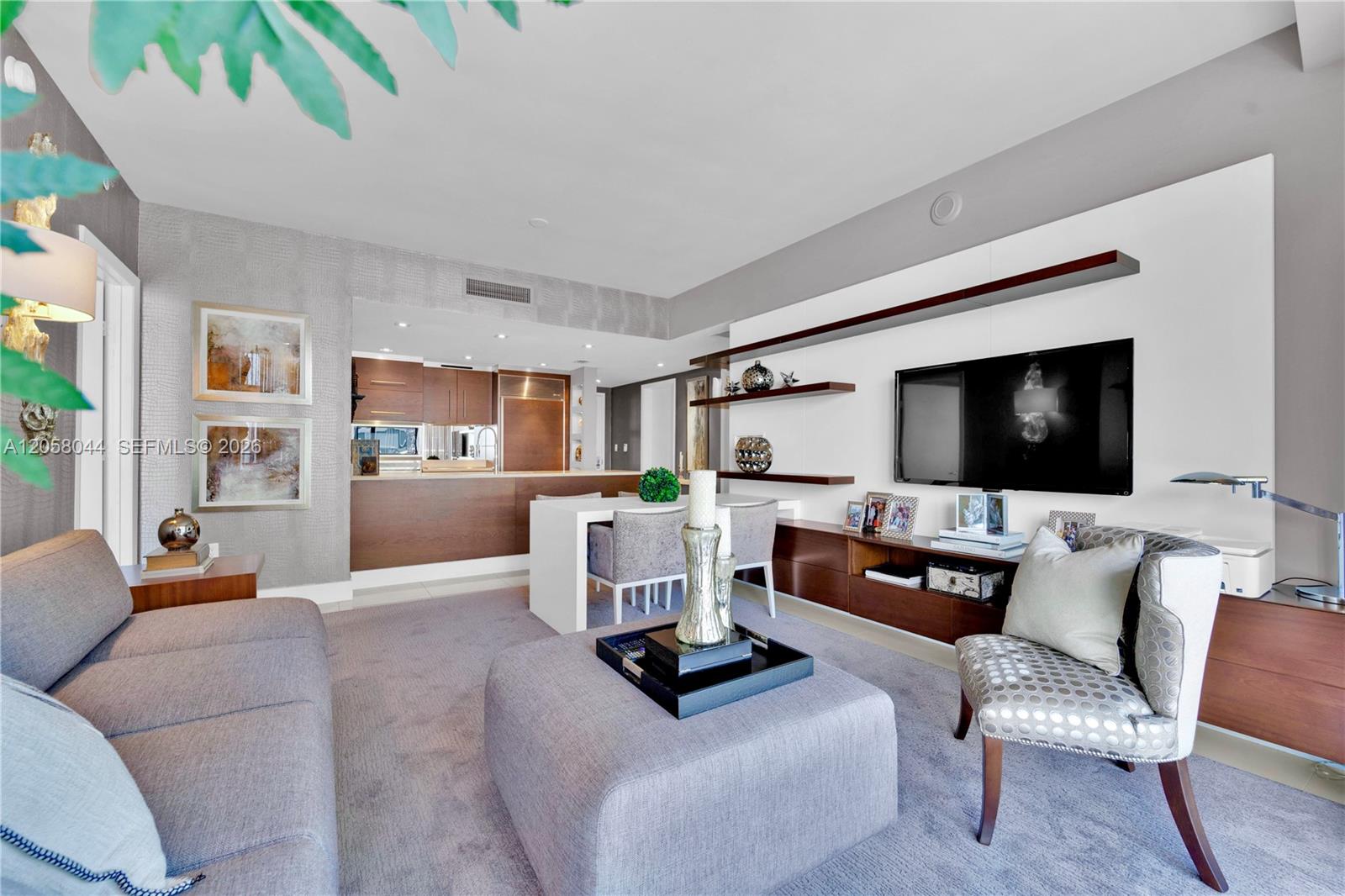 475 Brickell Avenue 5013 Property Photo 14