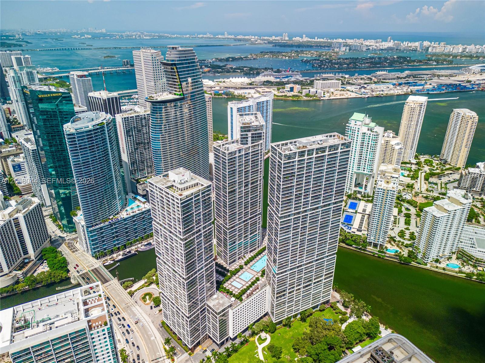 475 Brickell Avenue 5013 Property Photo 33