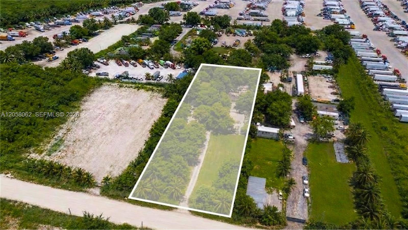12055 Nw 157th Street Property Photo 3