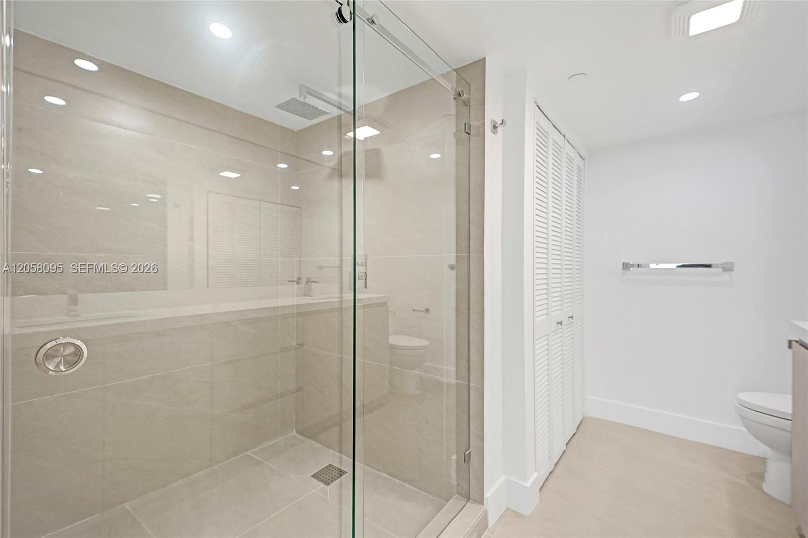 251 Crandon Boulevard 1233 Property Photo 18