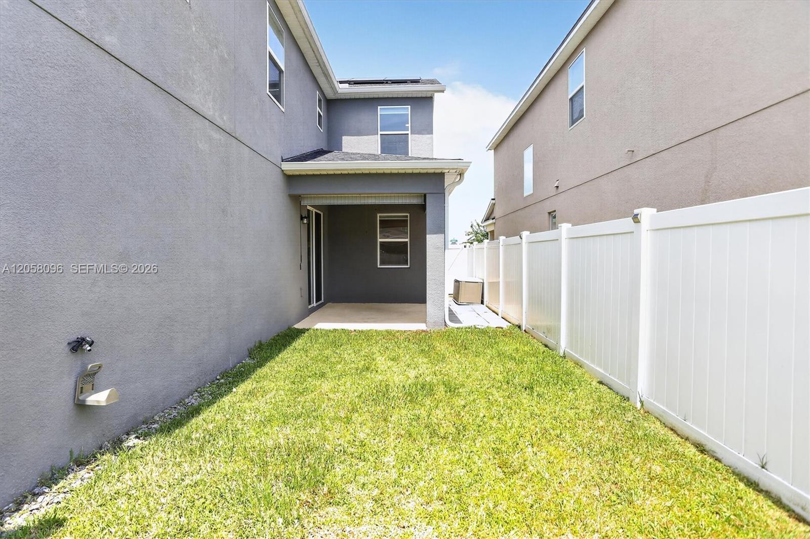 8565 Lamppost Property Photo 29