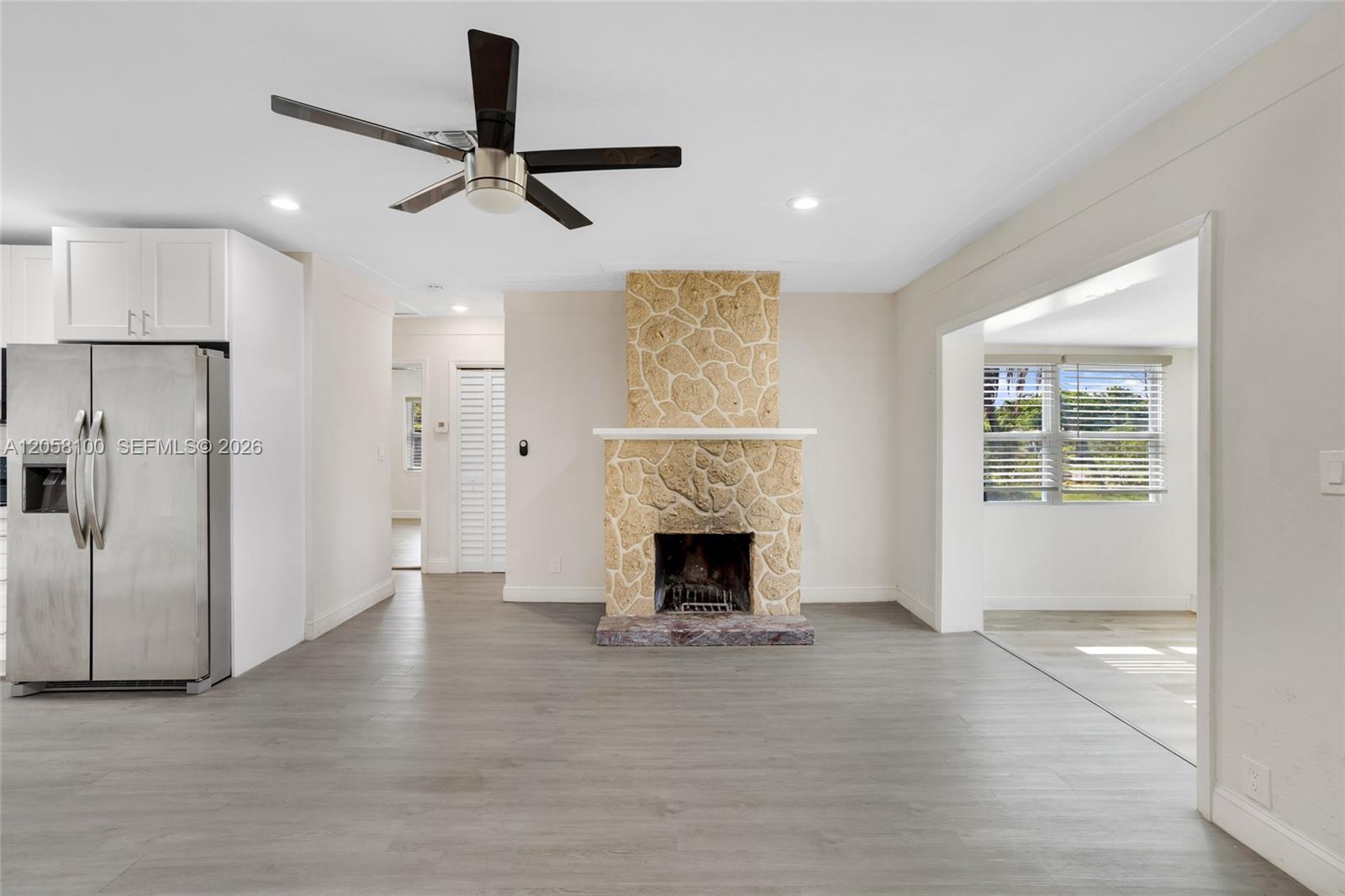 3405 Robbins Road Property Photo 5
