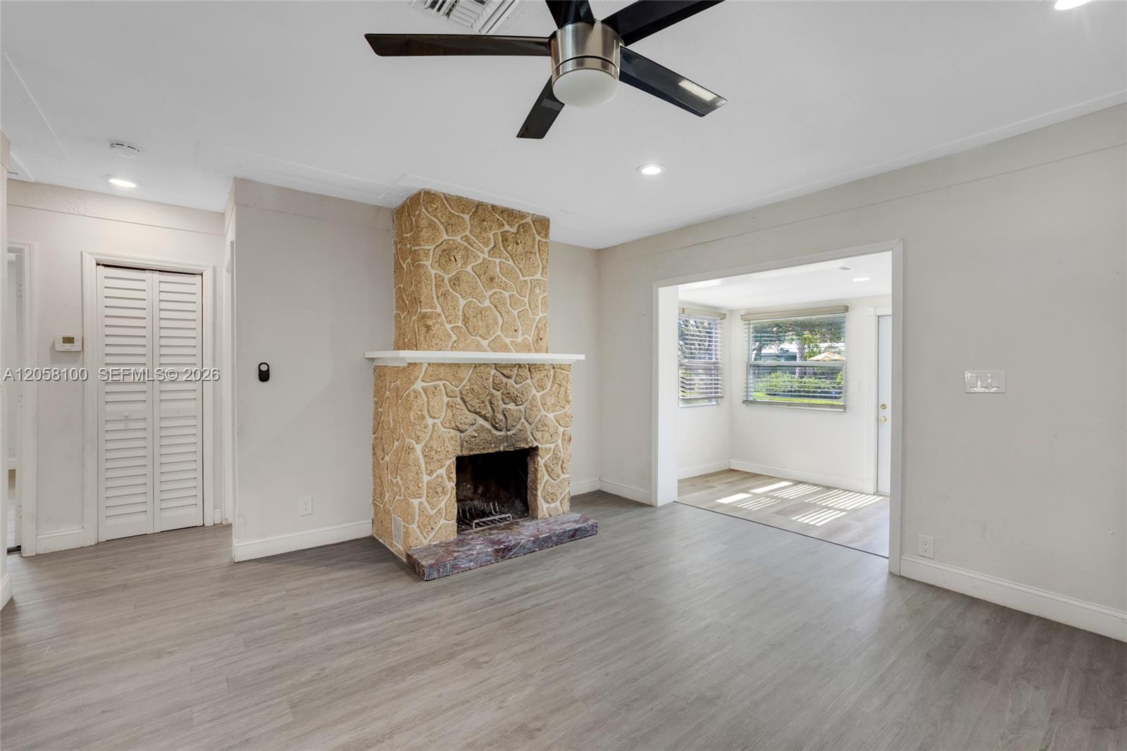 3405 Robbins Road Property Photo 6
