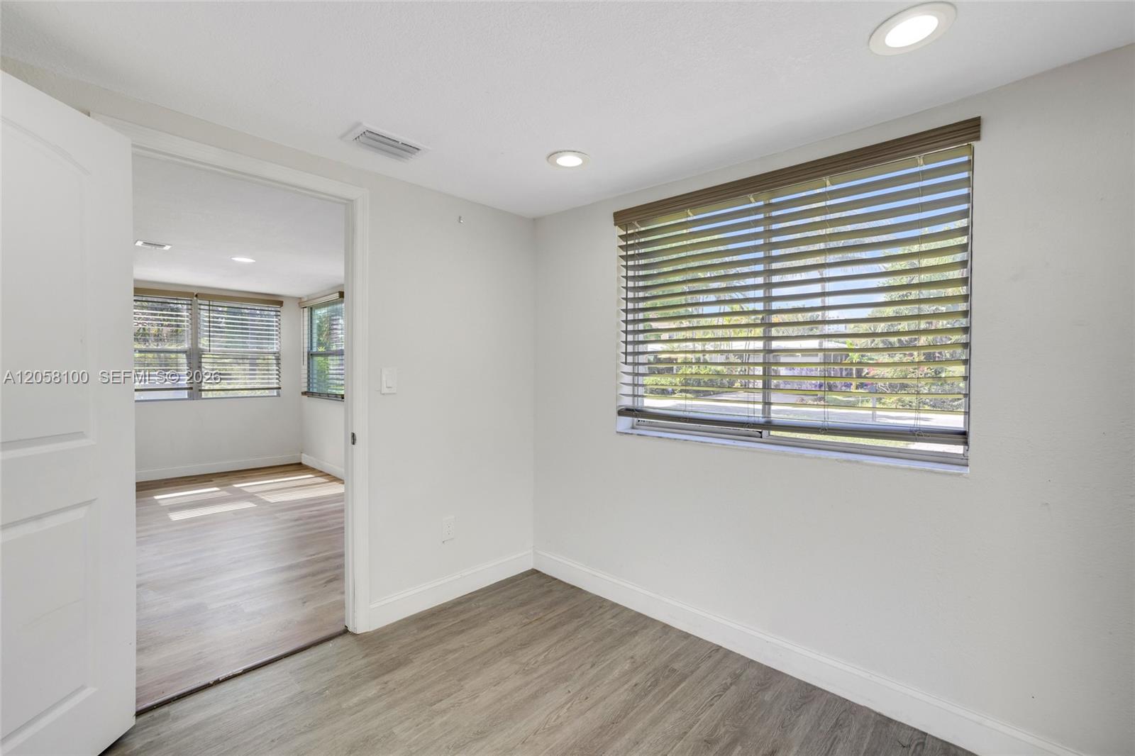 3405 Robbins Road Property Photo 13