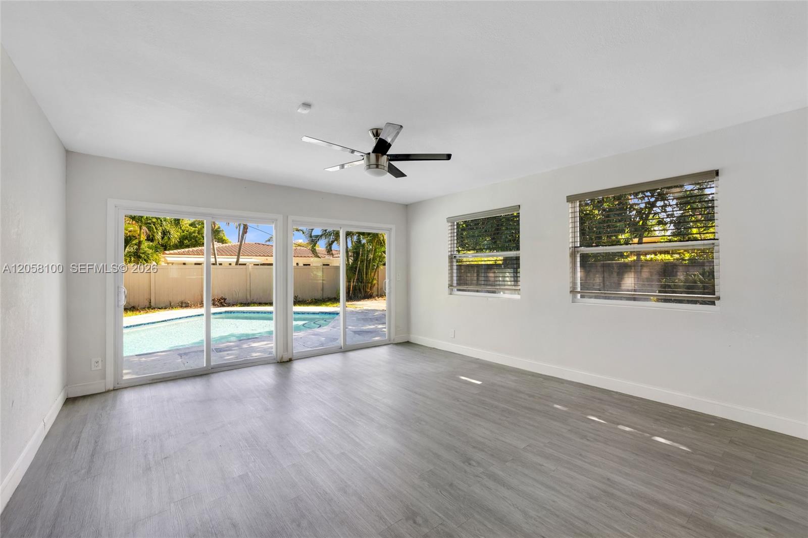 3405 Robbins Road Property Photo 16