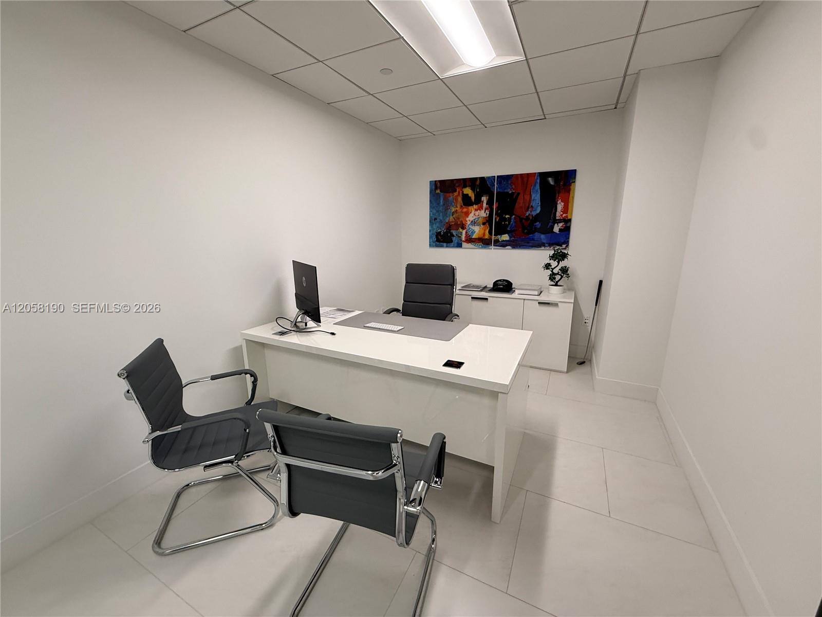1000 Brickell Avenue 2d Property Photo 9