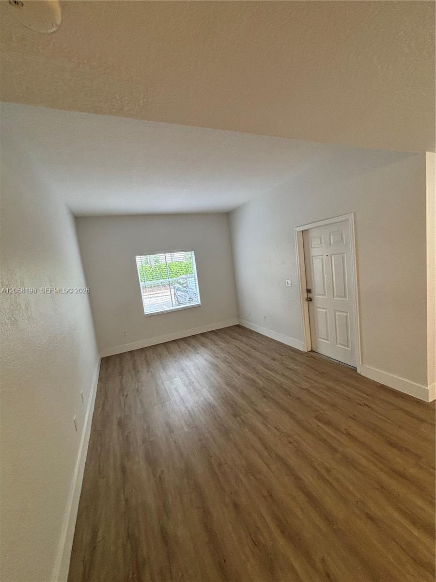 4931 N Harbor Isles Drive 203 Property Photo 12