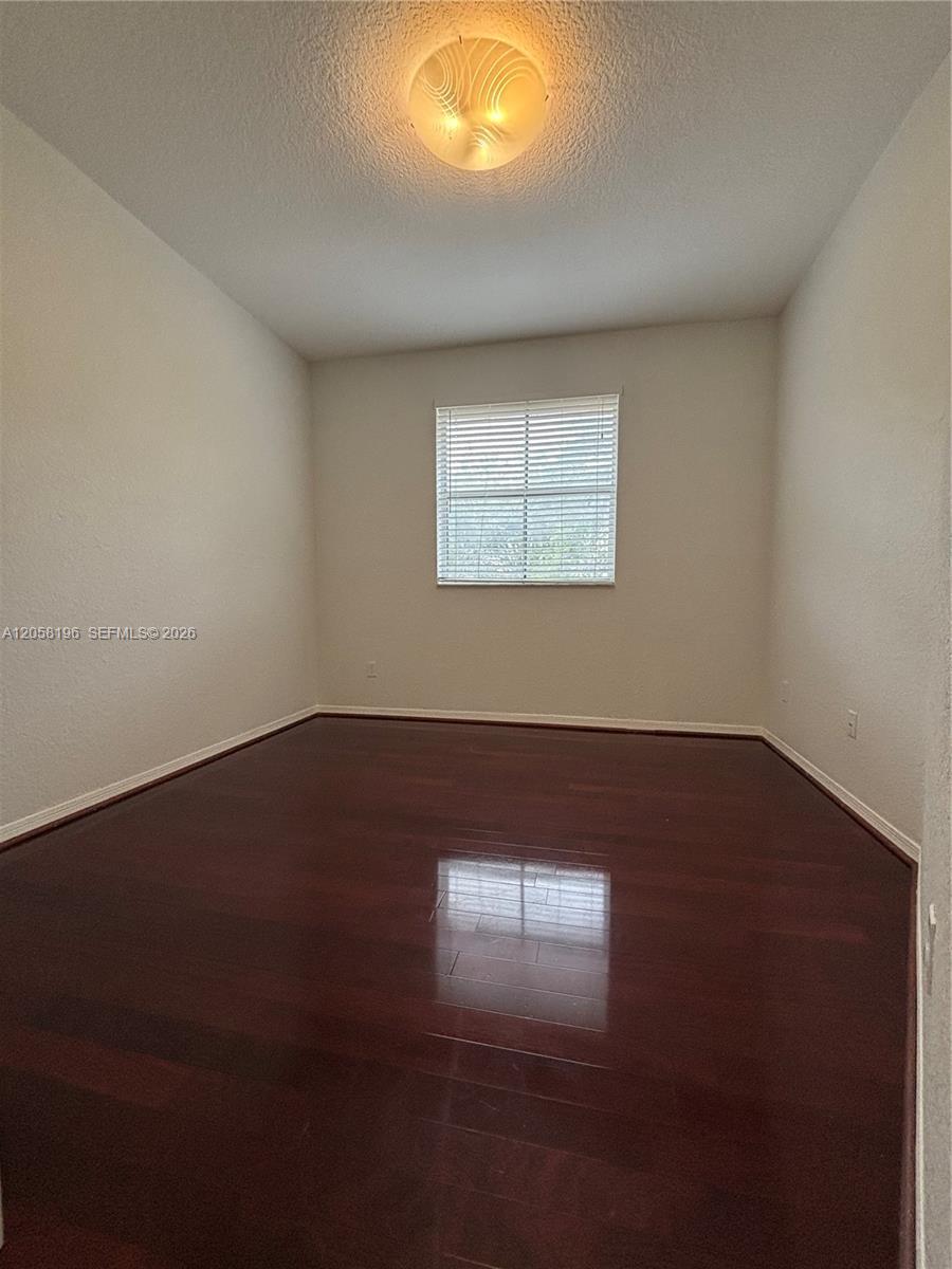 4931 N Harbor Isles Drive 203 Property Photo 18