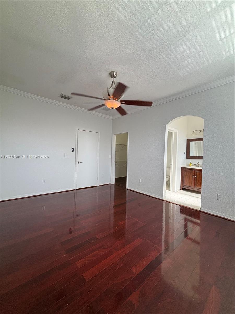 4931 N Harbor Isles Drive 203 Property Photo 23