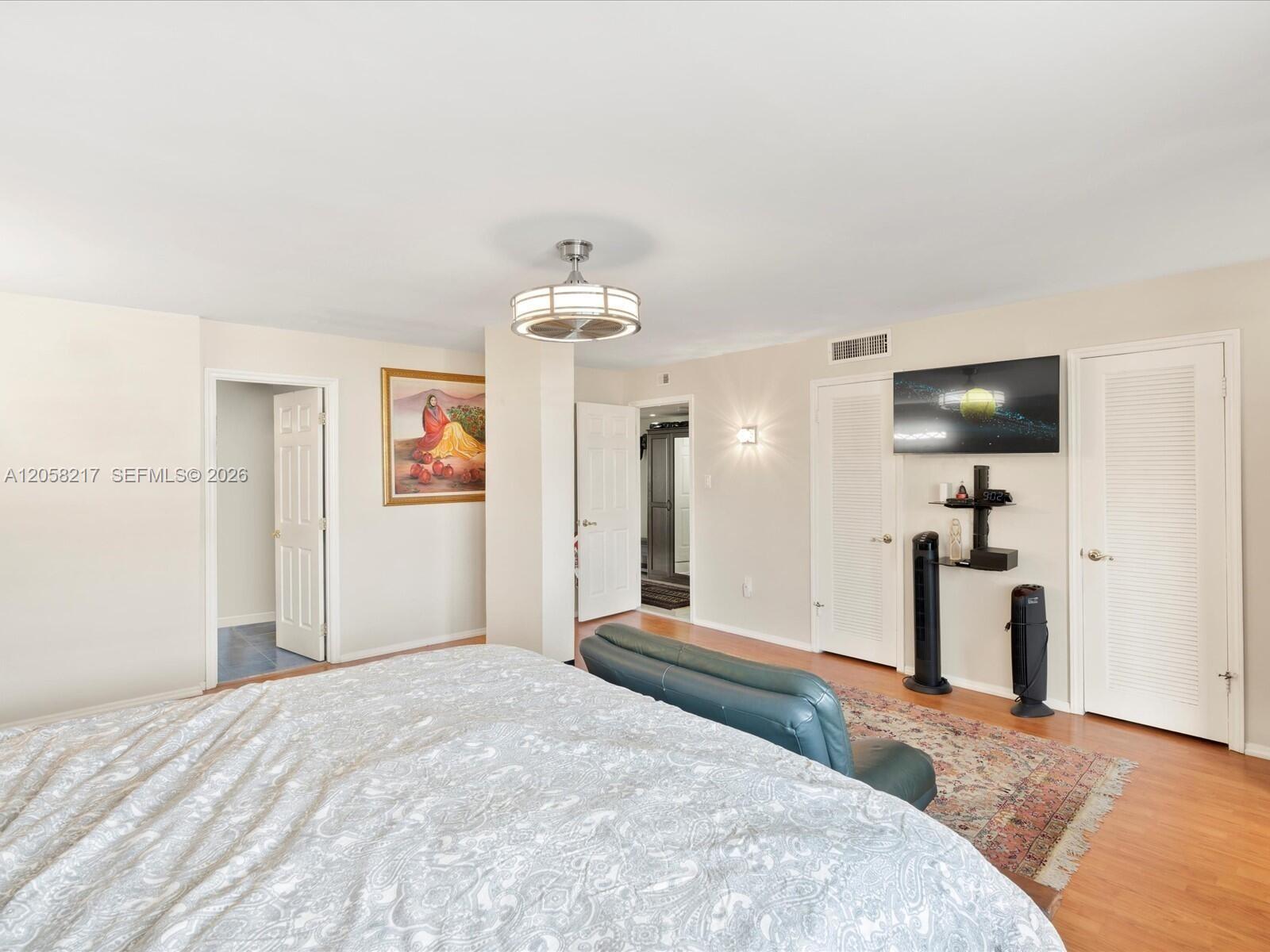 18071 Biscayne Boulevard 1401 Property Photo 23