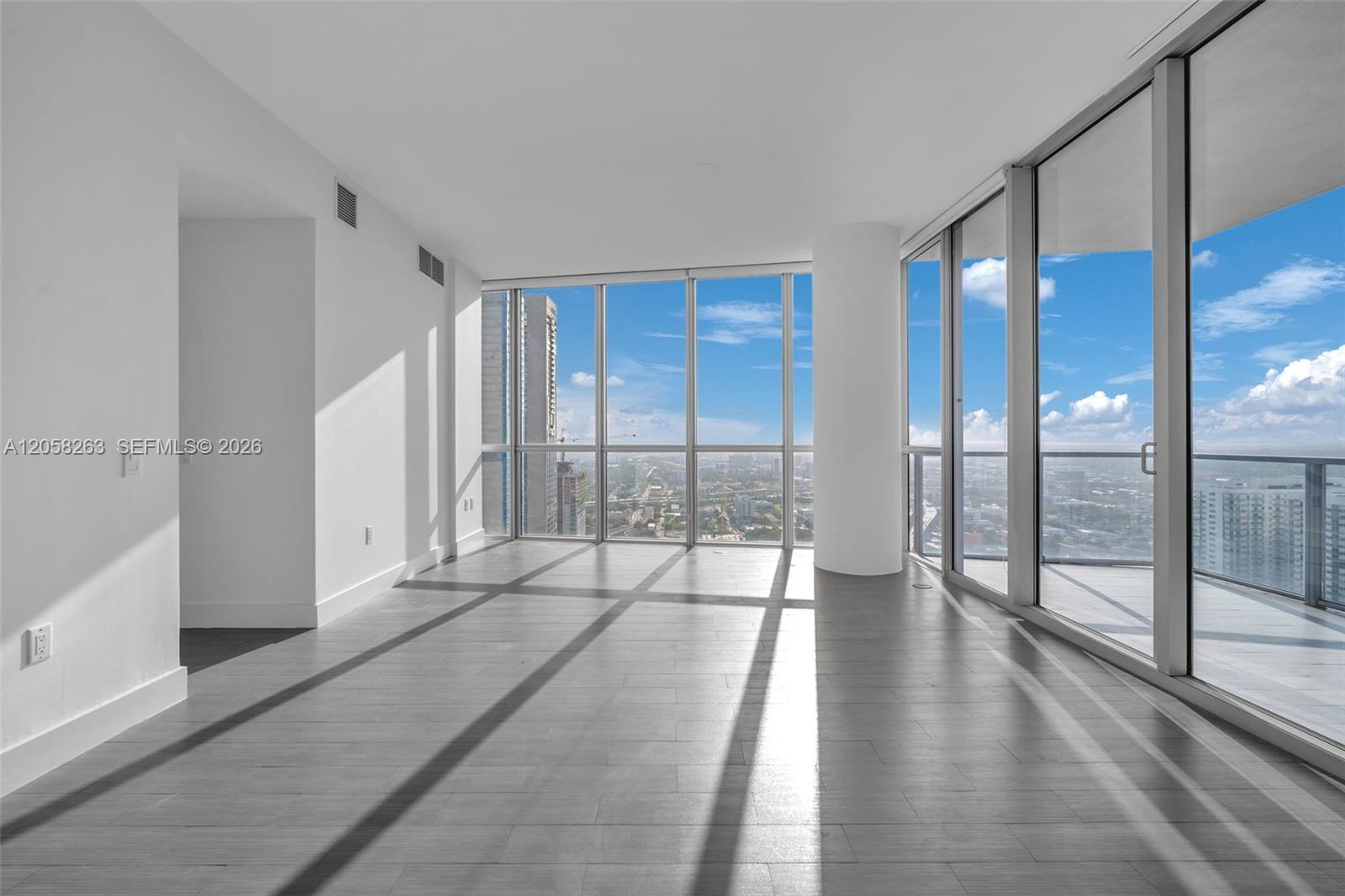 1100 Biscayne Boulevard 4308 Property Photo 7