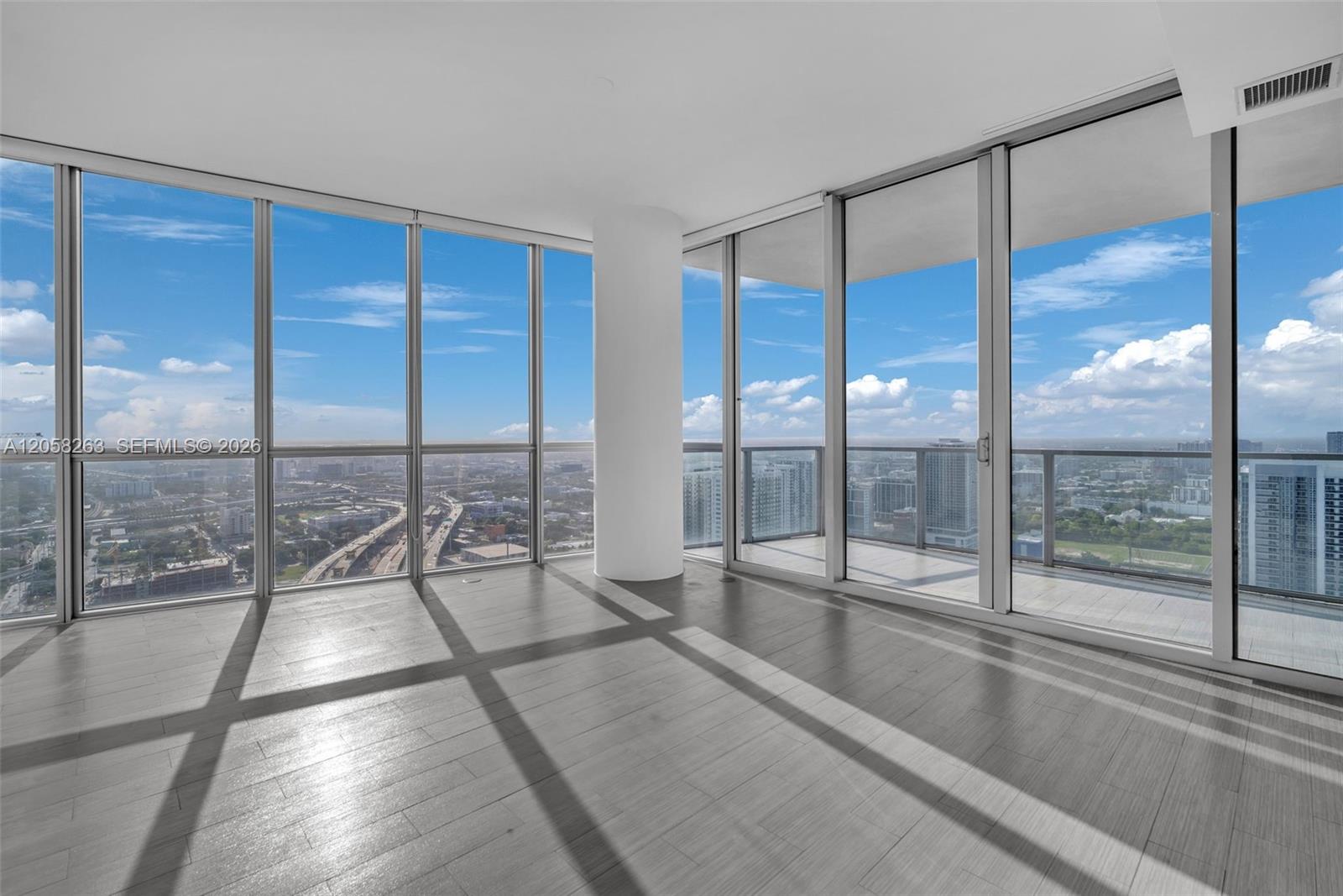1100 Biscayne Boulevard 4308 Property Photo 8