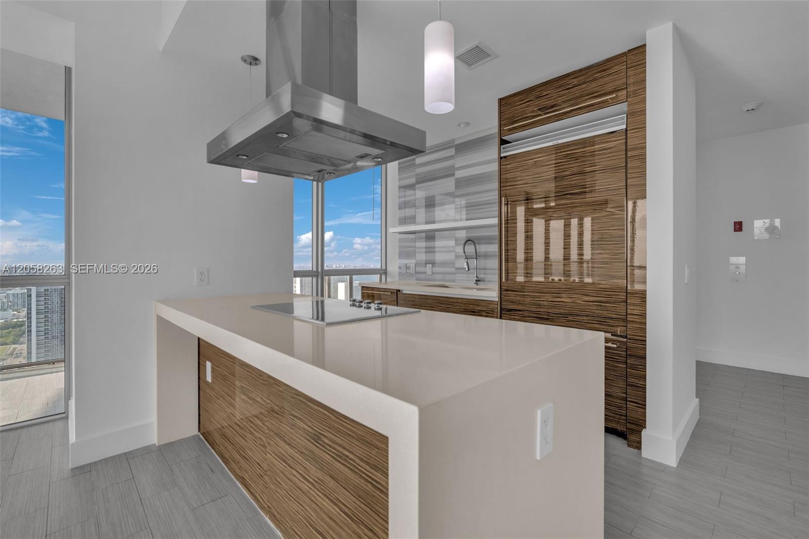 1100 Biscayne Boulevard 4308 Property Photo 15