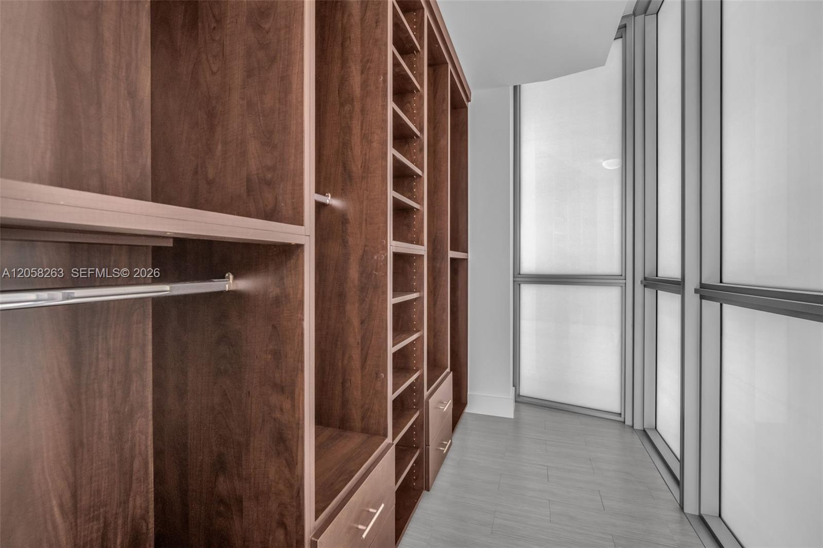 1100 Biscayne Boulevard 4308 Property Photo 39