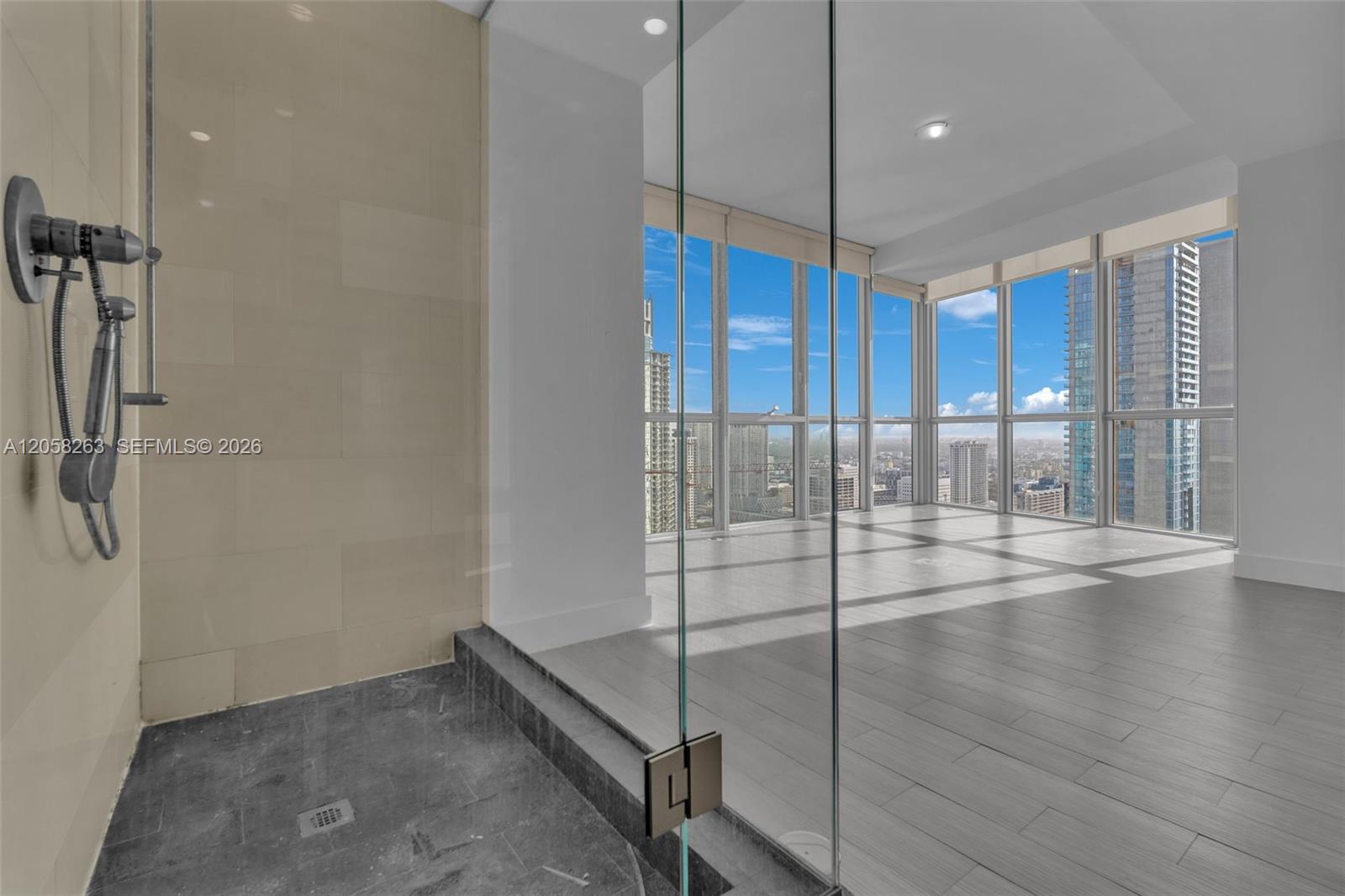 1100 Biscayne Boulevard 4308 Property Photo 42