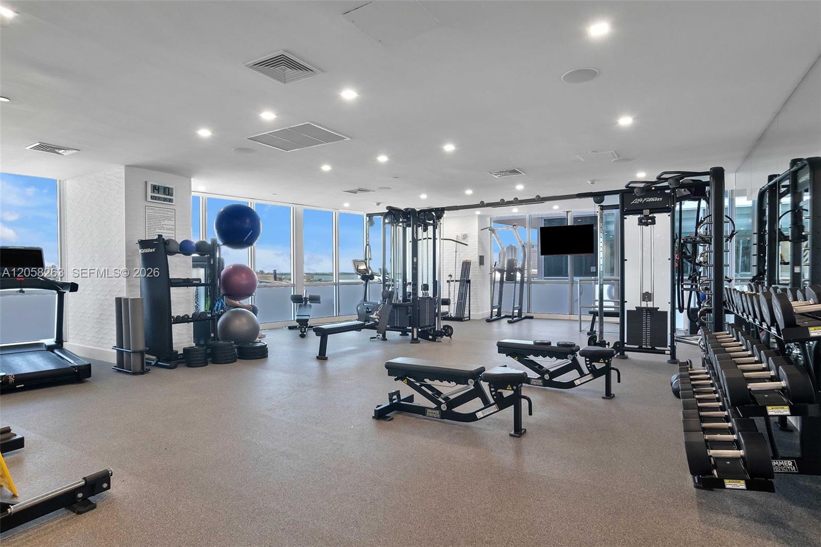 1100 Biscayne Boulevard 4308 Property Photo 48
