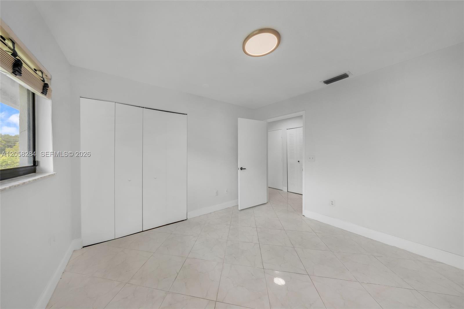 15011 Ashland Circle 19 Property Photo 16